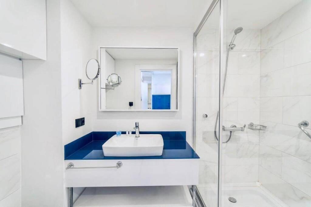 Best House Orbi City Aparthotel Batoemi Buitenkant foto