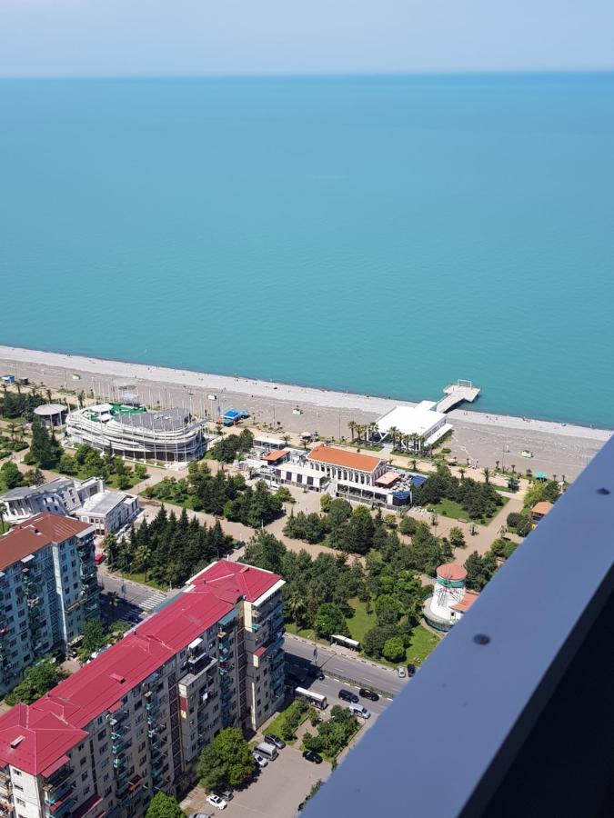 Best House Orbi City Aparthotel Batoemi Buitenkant foto