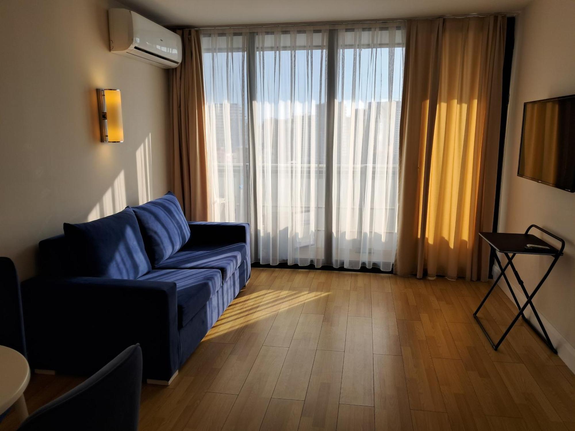 Best House Orbi City Aparthotel Batoemi Buitenkant foto