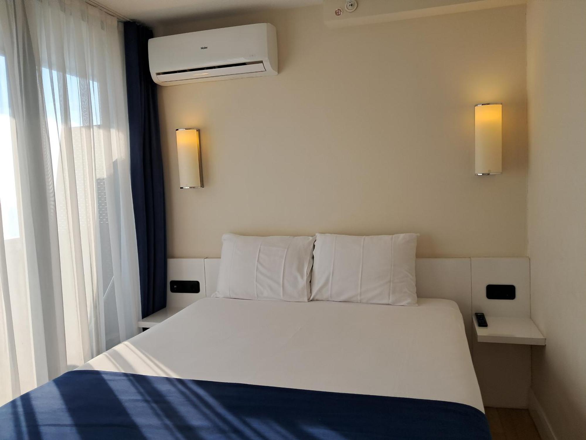 Best House Orbi City Aparthotel Batoemi Buitenkant foto